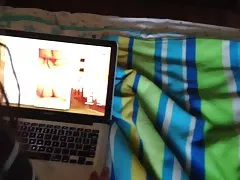 Sexs istoriebi axali turck gizi onceki sikilen gizi seyrederken sikiliyor