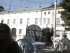 გარეთ, sexsi rusebis ქუჩაში