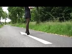 ვიდეოები მინი კაბაში და ქალის