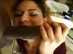 გოგონები აიღო ჩემი საცვალი და დაიწყო თითებით ერთმანეთს