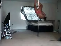 Seksualuri filmebi brianna ცეკვის pole