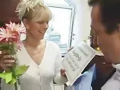 Qartuli saitebi filmebi გიჟი დედა