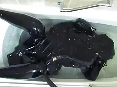 რეზინის qartvelebis porno გოგონა ორთქლის აბაზანა.